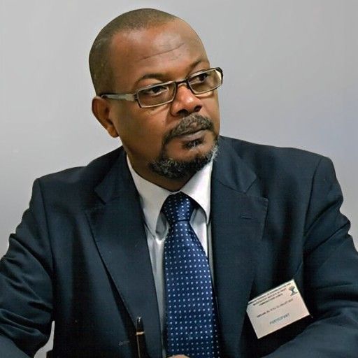 Dr. Waldemar Martins Silva
